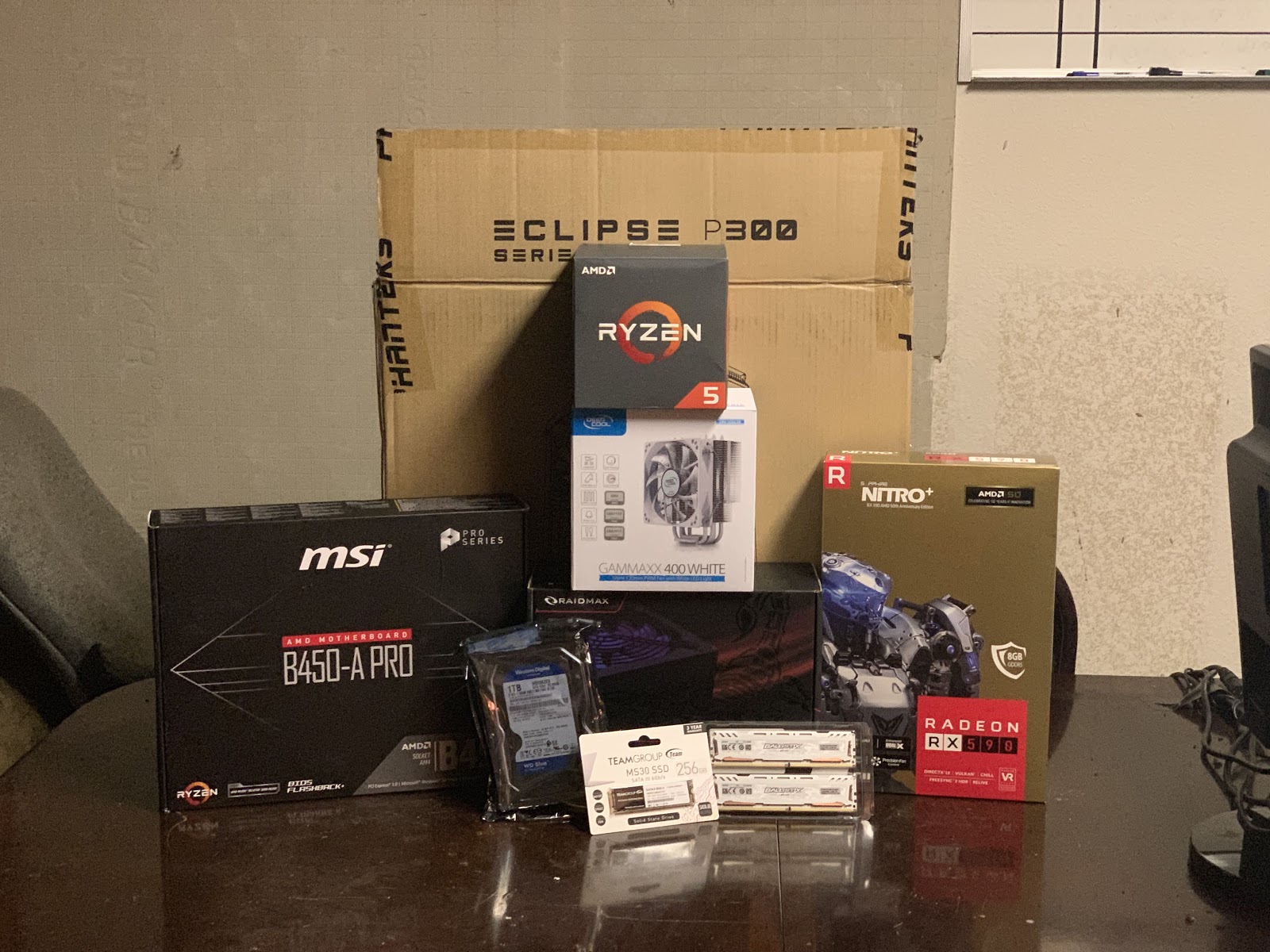 picture of build components